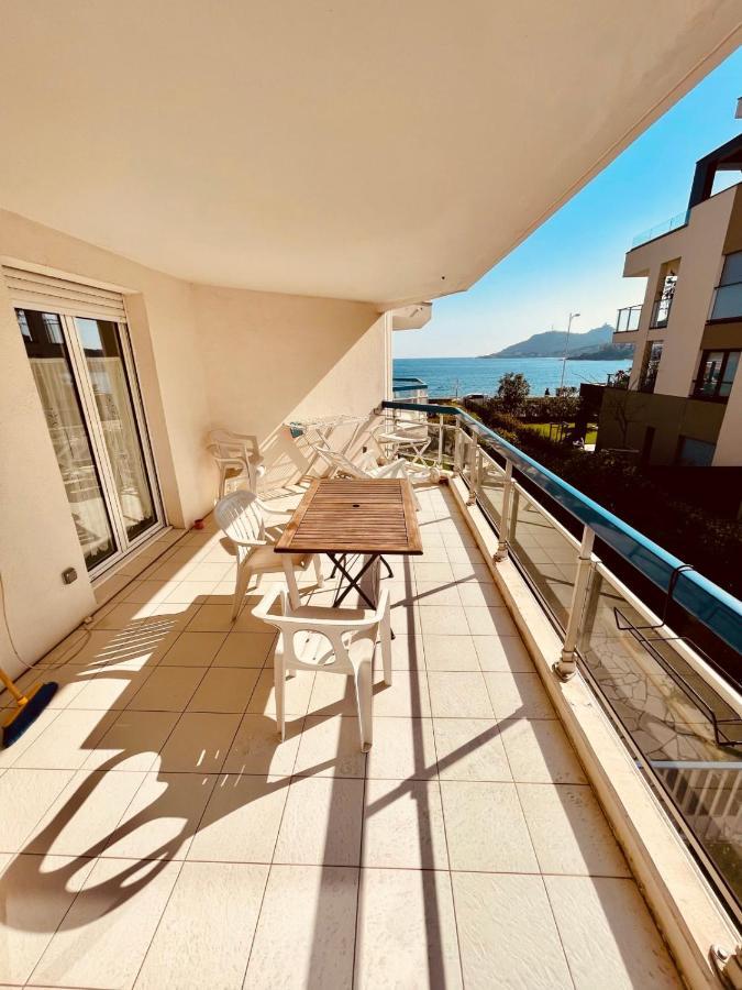 Spacieux Deux Pieces En Front De Mer Pour 4 Personnes Ref Plage 12 Saint-Raphaël エクステリア 写真